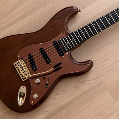 1980s Levinson Blade R4 Vintage S-Style Electric Guitar Walnut w