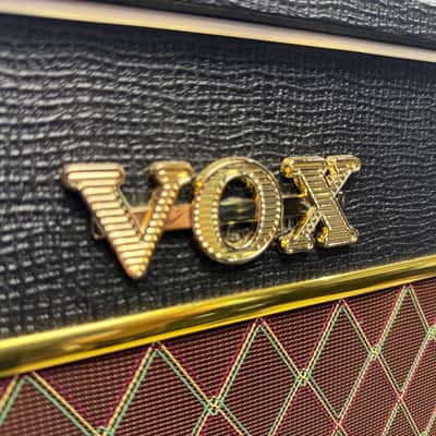 Vox AC15C1 Custom 2-Channel 15-Watt 1x12" tube Guitar Combo 2019 - Present - Black image 4