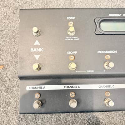 Line 6 FBV Shortboard – Foot Controller w/ Expression Pedal for Spider Amps image 4