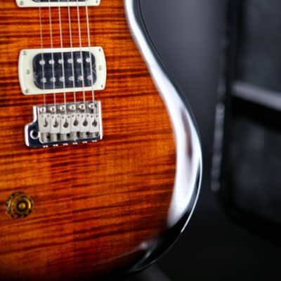 PRS SE Custom 24 Left-Handed - Black Gold Burst image 4