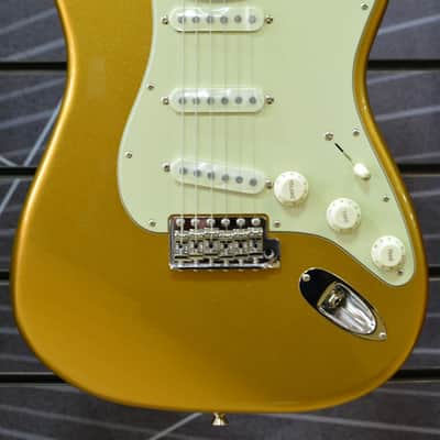 Fender Hybrid II Stratocaster Custom Limited Edition - Mystic Aztec Gold - Incl Gig Bag image 1