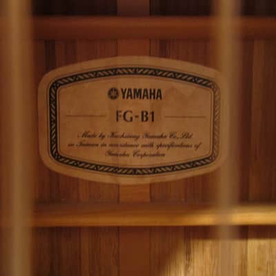 Yamaha FG-B1 1999 - Gloss image 8