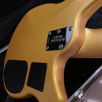 Ernie Ball Music Man Bongo 4H Left-Handed 2006 - Medallion Gold image 4