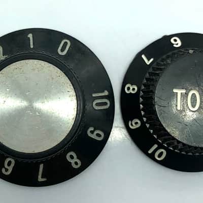 Vintage Skirted Large Reflector Knob 1960’s-80’s? Black/Aluminum image 5