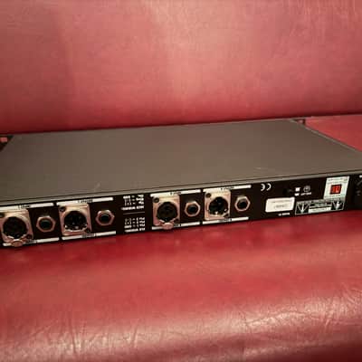 SPL 9526 Stereo Vitalizer MK2 Signal Processor 1997 - 2015 - Black w/ Blue Lightning image 4