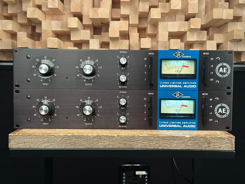 Universal Audio 1176AE Anniversary Edition Limiter 2009 | Reverb