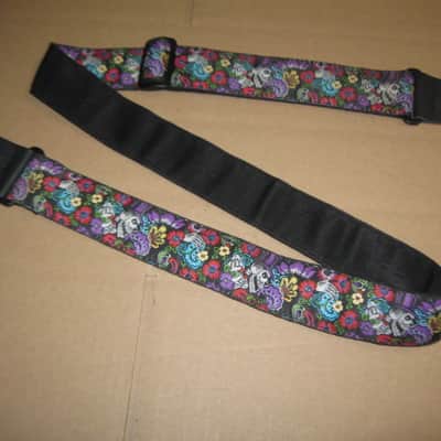 lightly used Perri's 2" Floral Skulls Jacquard Guitar Strap, TWS-7274, Floral Skulls High Quality Jacquard Ribbon Sewn on Tubular Webbing with Leather Ends, Adjustable length 39" to 58" (from early 2020s) image 4