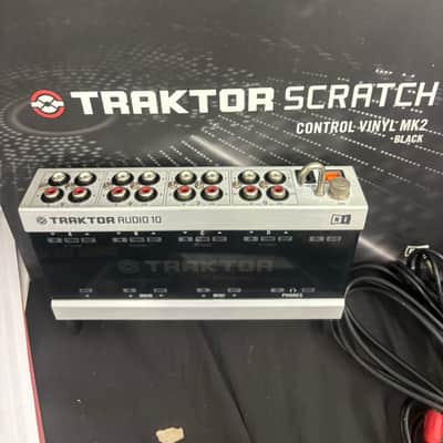 Native Instruments Traktor Audio 10 DJ Audio Interface Control Vinyl Set Tested ☆ image 3