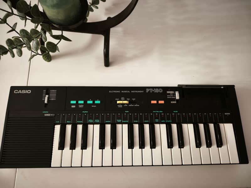 Immagine Casio PT-180 - 1