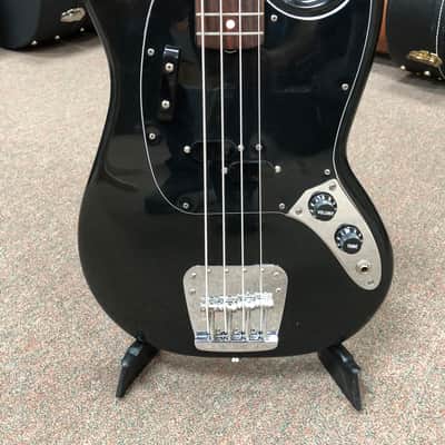 1978 Fender Mustang Bass with Rosewood Fretboard with Chip Case - Black image 6