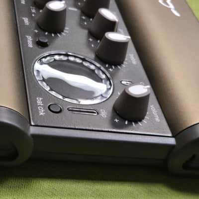 LR Baggs Venue DI Acoustic Guitar Preamp EQ Direct Box image 3