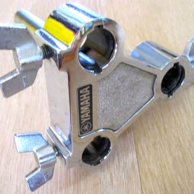 Yamaha 3-hole Receiver Tom Mount Vintage image 2