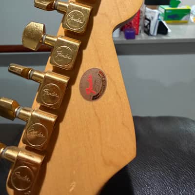Fender Fender 50th limited edition strat left hand 1996 - Sunburst image 4