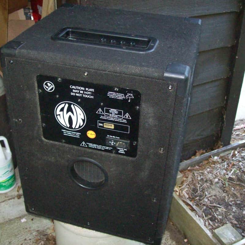 SWR LA Series LA-15 100w Bass Combo Amp 1-15