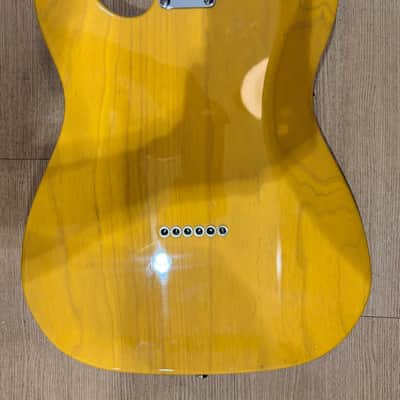 Fender American Elite Telecaster with Maple Fretboard 2016 - 2019 - Butterscotch Blonde image 3