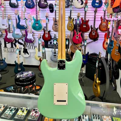 Fender Jeff Beck Stratocaster, 1999, Autographed by Brian Wilson, Jeff Beck, Al Jardine & David Marks with Case image 11