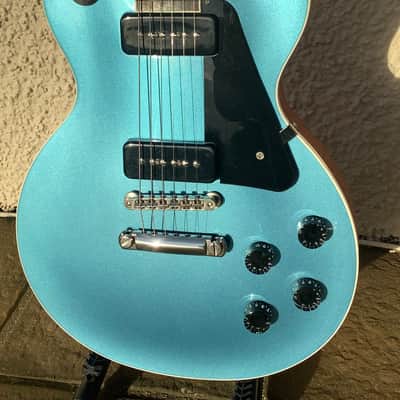 Gibson Les Paul Classic 2018 - Pelham Blue image 10