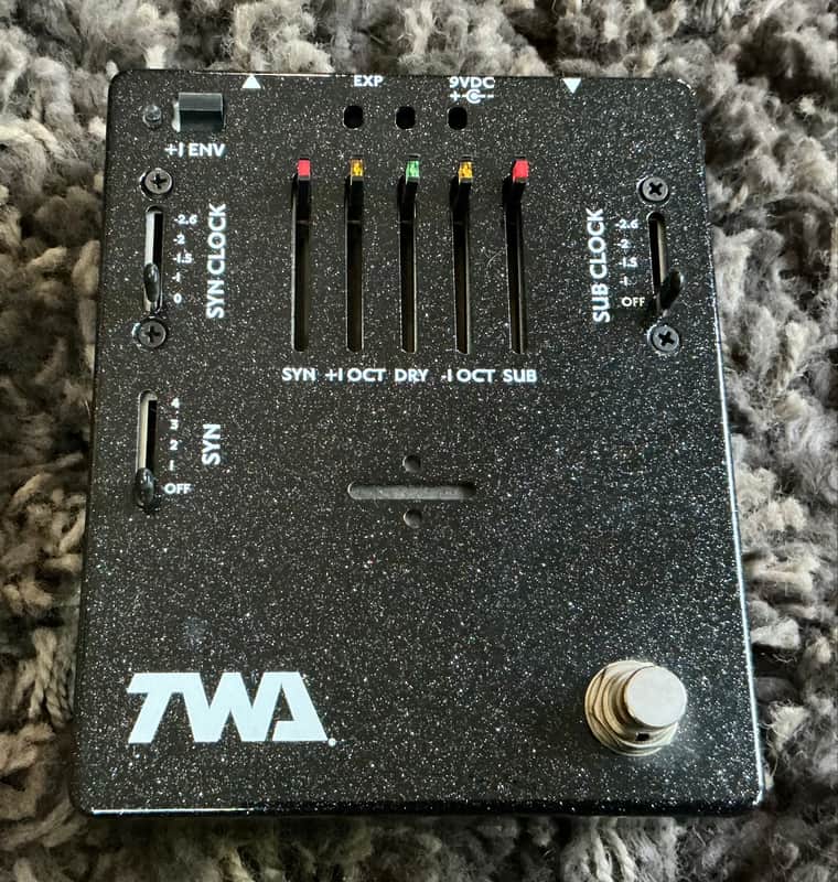 TWA GD-02 Great Divide MKII Octasynth