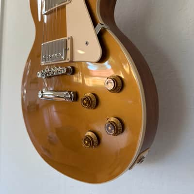 Gibson Les Paul Standard '50s Gold Top - LIKE NEW w/ all original packaging & accessories image 7