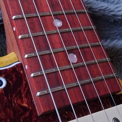 Neocas+er | Al Cobb Luthier handmade, classic-styled, vintage-inspired, headless, multiscale guitar image 8