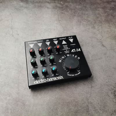Electro-Harmonix MX-3M Mini Mixer 4 Channel Mixer - Wood Box image 1
