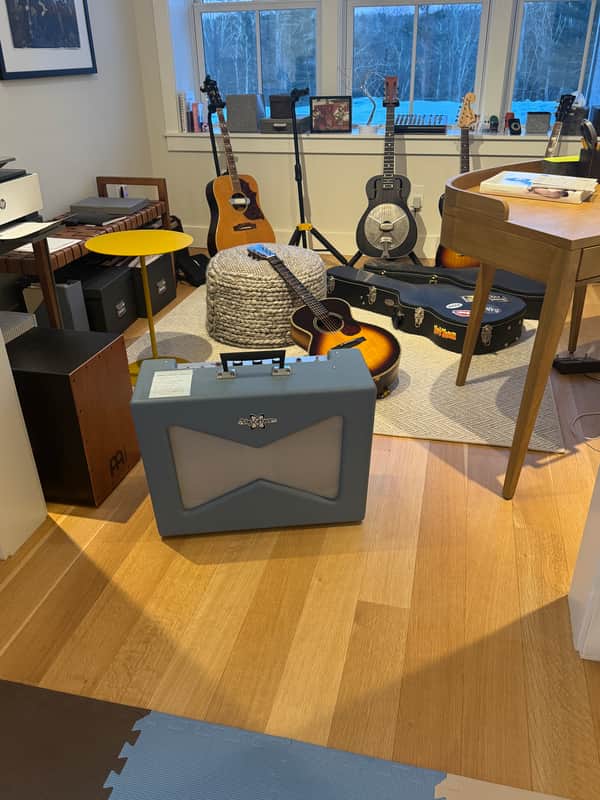 Fender Vaporizer Pawn Shop Series 12-Watt 2x10" Guitar Combo 2013 - 2014 - Slate Blue