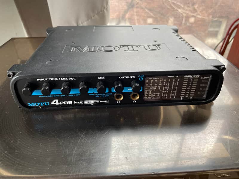 MOTU 4Pre Interface image 1