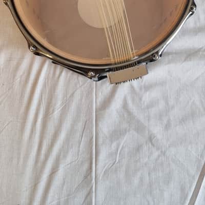 Ludwig 1979 14"x10" Challenger II Parade Marching Drum 1979 - 10 lug - White cortex image 6