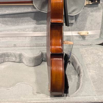 Bunnel Pupil Violin Outfit 4/4 Full Size - Carrying Case and Accessories Included - Solid Maple Wood and Ebony Fittings image 9