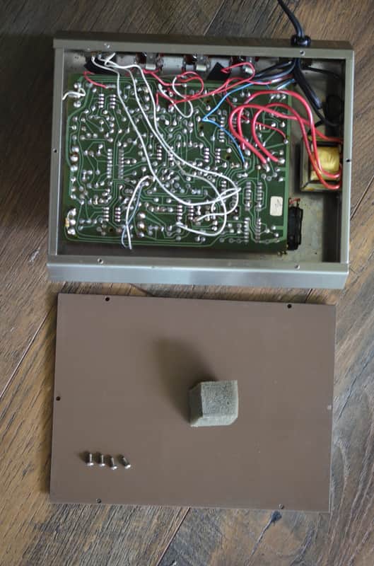 Electro-Harmonix Deluxe Memory Man Vintage Analog Delay MN3005 w