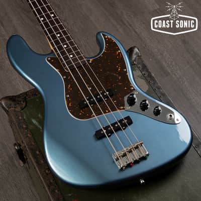 2023 Fender Traditional II 60's Jazz Bass Made in Japan - Lake Placid Blue image 6