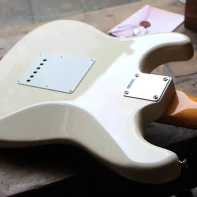 FENDER American Vintage II '61 Stratocaster, Olympic White, HARDCASE, PAPERS, 3, 78 KG imagen 10