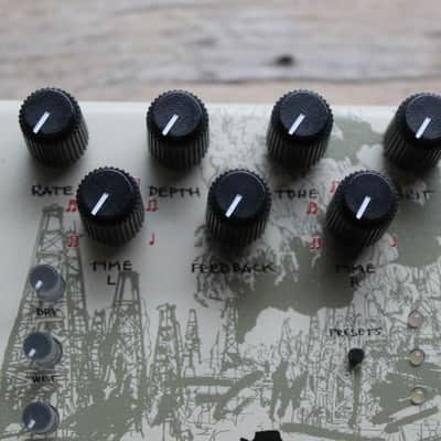 Old Blood Noise Endeavors Black Fountain Stereo image 3