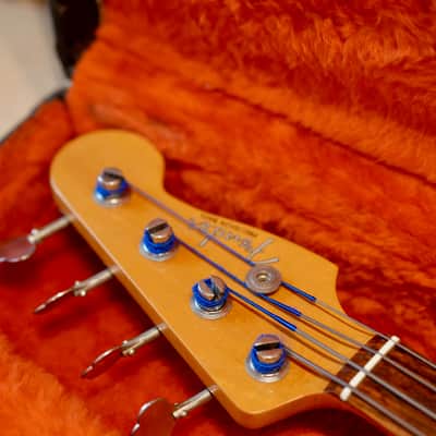 1983 Fender Precision 1962 Fullerton Reissue two tone sunburst OHSC image 5