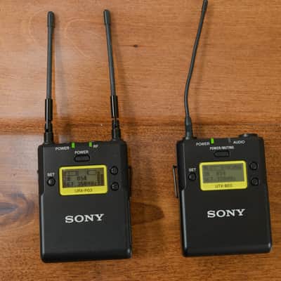 Sony UWP-D11 Integrated Digital  Wireless Lavalier Microphone Package image 3