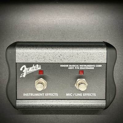 Fender 2 Button Footswitch: Effects On-Off (Mic-Inst Channels) For Acoustasonic Jr image 1