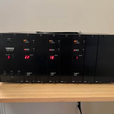 Yamaha TX216 FM Synthesizer with 3 Modules and New Batteries 1980s Black