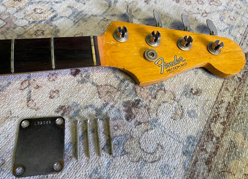 Fender Precision Bass