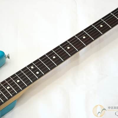 Fender American Professional II Stratocaster Miami Blue Bild 3