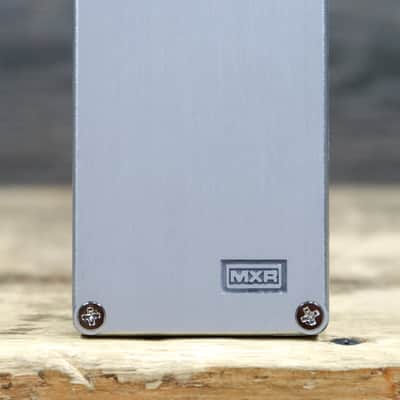 MXR M109S Six Band EQ Noise-Reduction Circuitry Six Band Equalizer Effect Pedal image 4