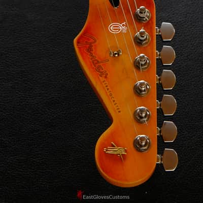 Fender Stratocaster Vintage White FN Series with Gold Leaf Made in USA Aged Relic (Rare) image 15