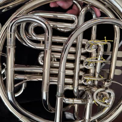 Holton H379 Double French Horn image 8