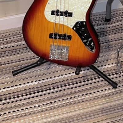 Sire Marcus miller v8 2025 - Gloss image 1