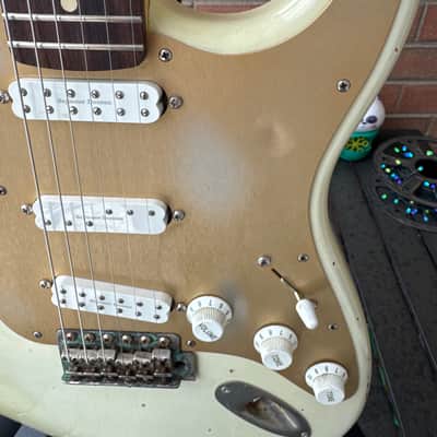 Partscaster Stratocaster - White image 8