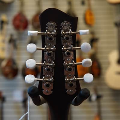 Eastman MD305 All-Solid A-Style Mandolin Classic Matte w/Padded Gig Bag image 8