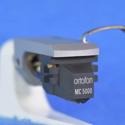 Ortofon MC 5000 MC Cartridge W/ AT-LH13/OCC In Excellent Condition image 2