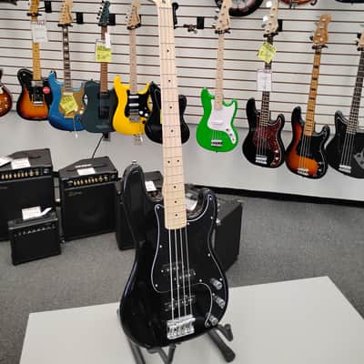 Squier Affinity P Bass Black image 1