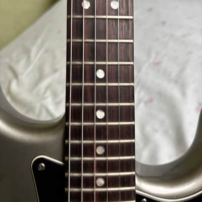 Fender American Deluxe Stratocaster with Rosewood Fretboard 2004 - 2010 - Chrome Silver image 12