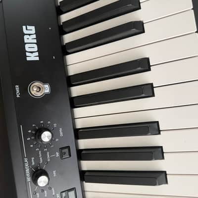 Korg SV1-88 Stage Vintage Digital Piano 2009 - Present - Black with White / Black Keys image 6