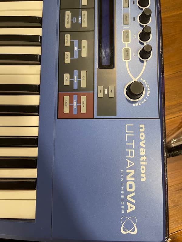 Novation UltraNova 37-Key 20-Voice Synthesizer | Reverb